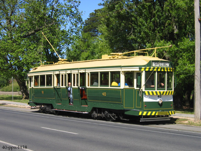 Wendouree Parade, 5/11/2006, Photo Peter Winspur