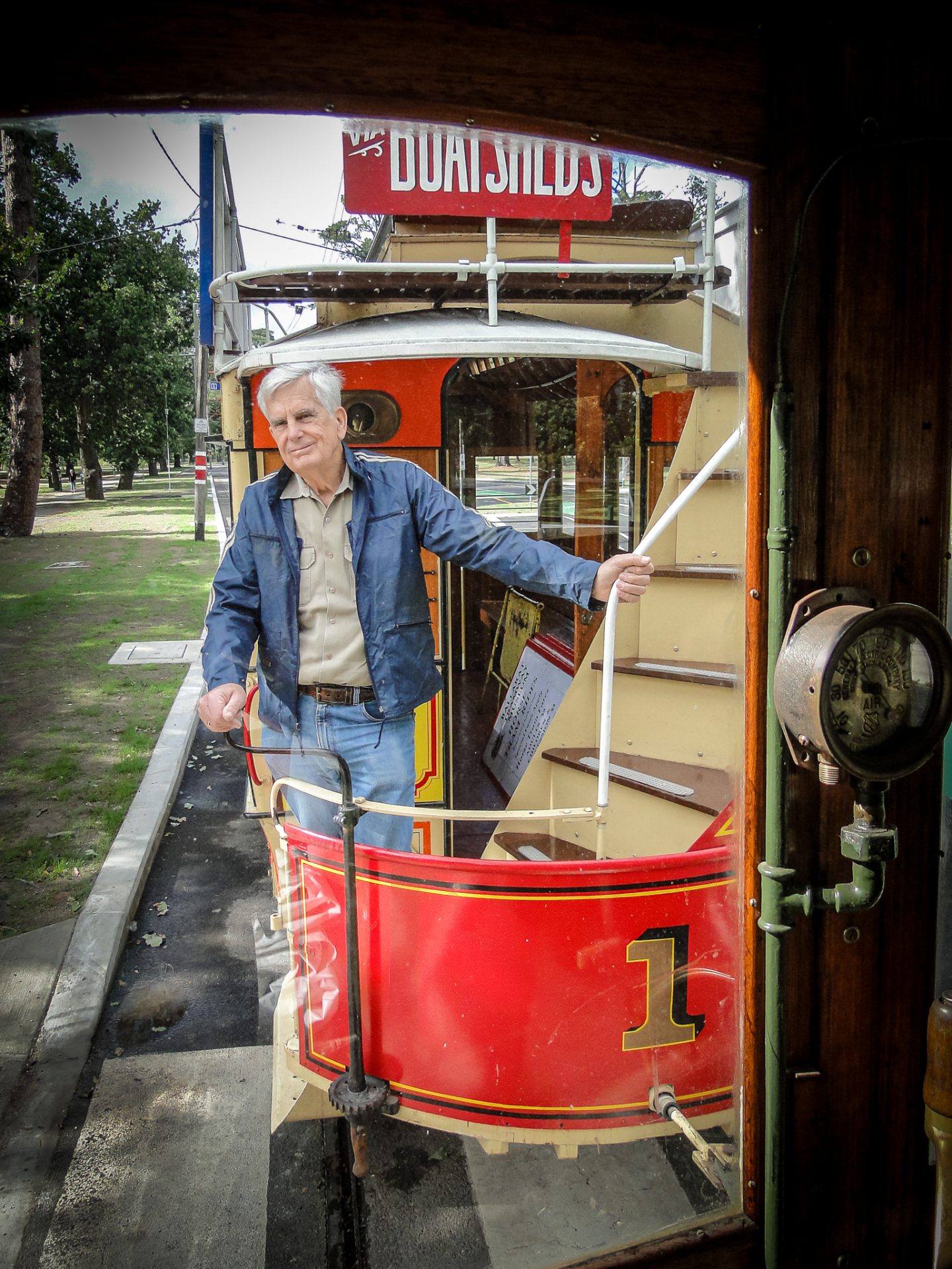 Peter supervises the safe towing of the Horse Tram.