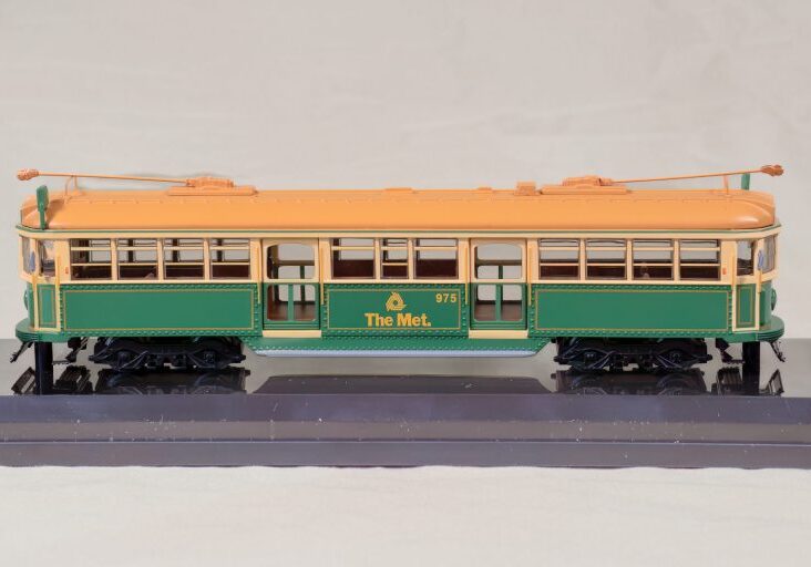 Model of Melbourne W6 tram, N0. 975.