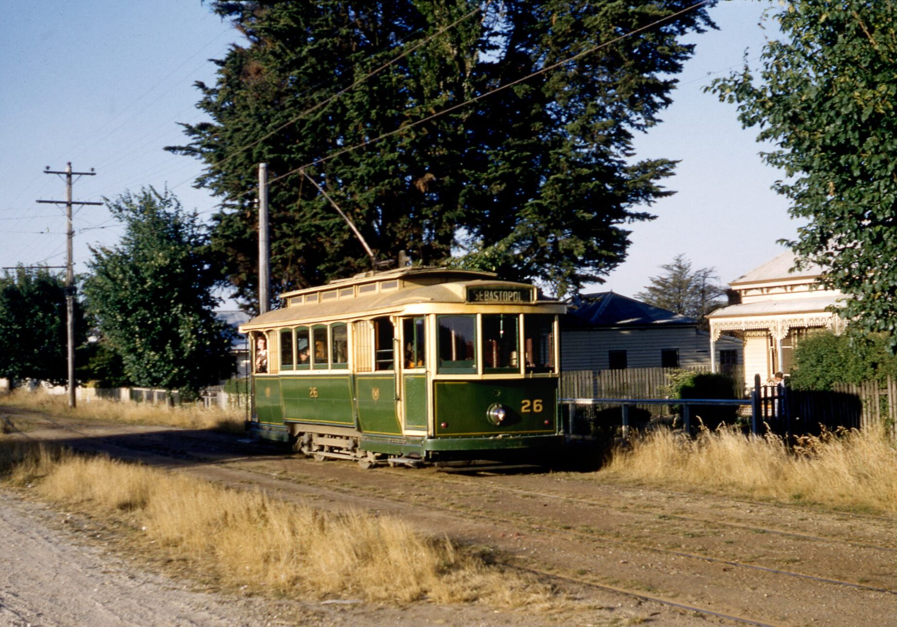 Tram 26 in Albert Street, Sebastopol, 1954. Photo: Ben Parle. Btm2819i