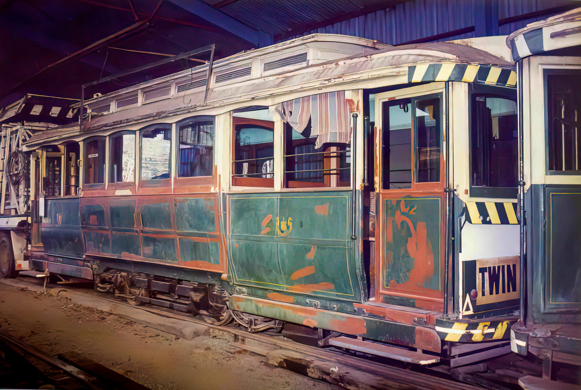 Photo: Warren Doubleday
Btm3308i